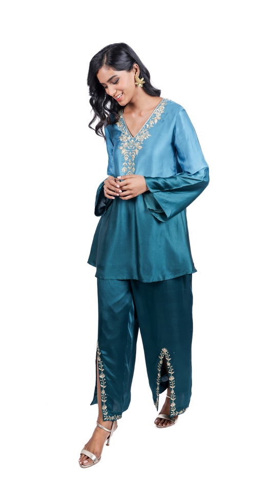 Solenne by Cascades: Embroidered Co-ord set
